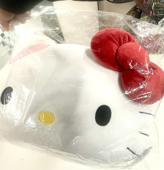 Sanrio Character Hello Kitty Face Cushion Plush Doll New With Tag / Sealed