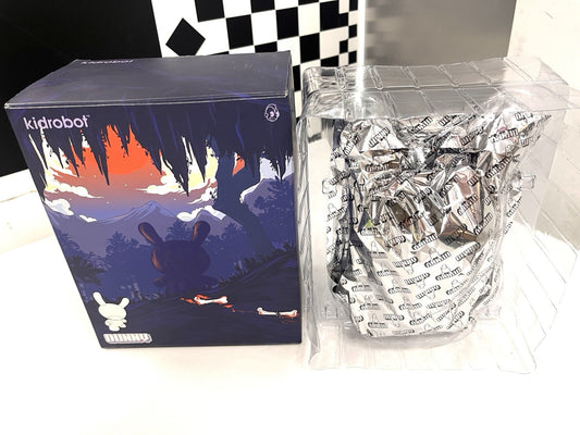Kidrobot 8" Dunnibal Dunny 2013 ilovedust Sealed – Chase Variant Provenance