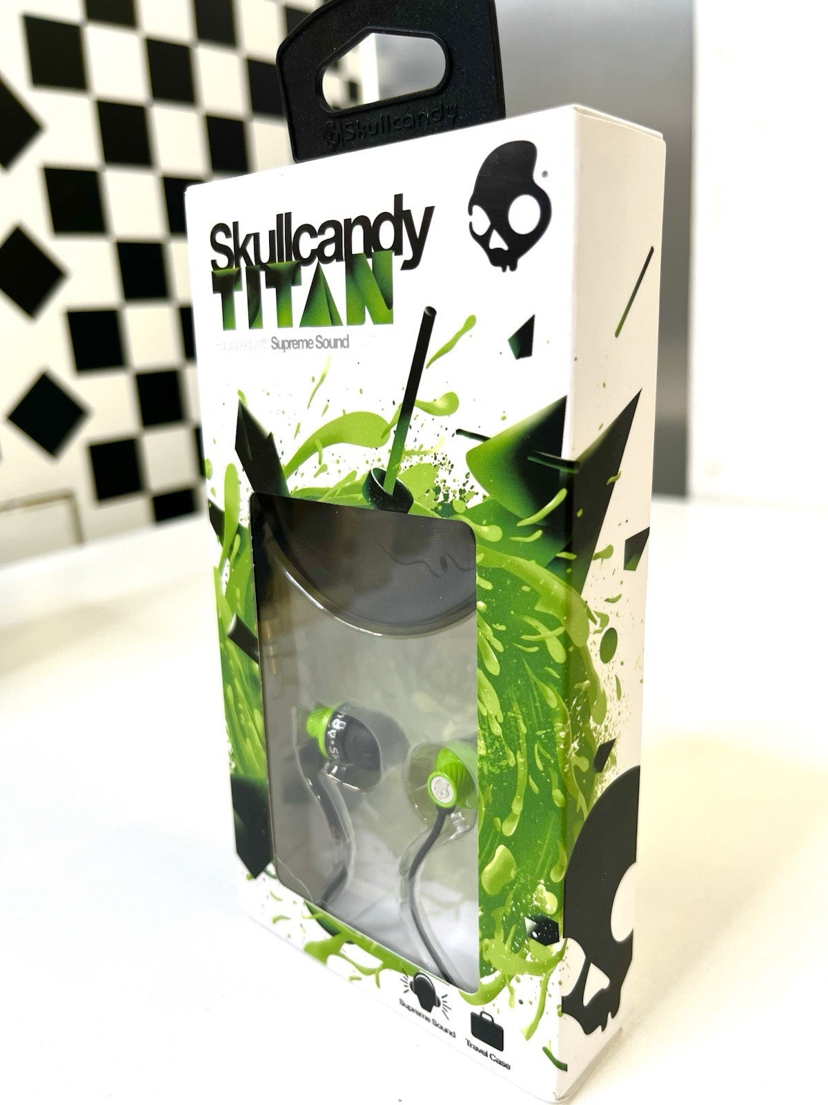 RARE Skullcandy Titan Green Earbuds Supreme Sound New Sealed with Travel Case