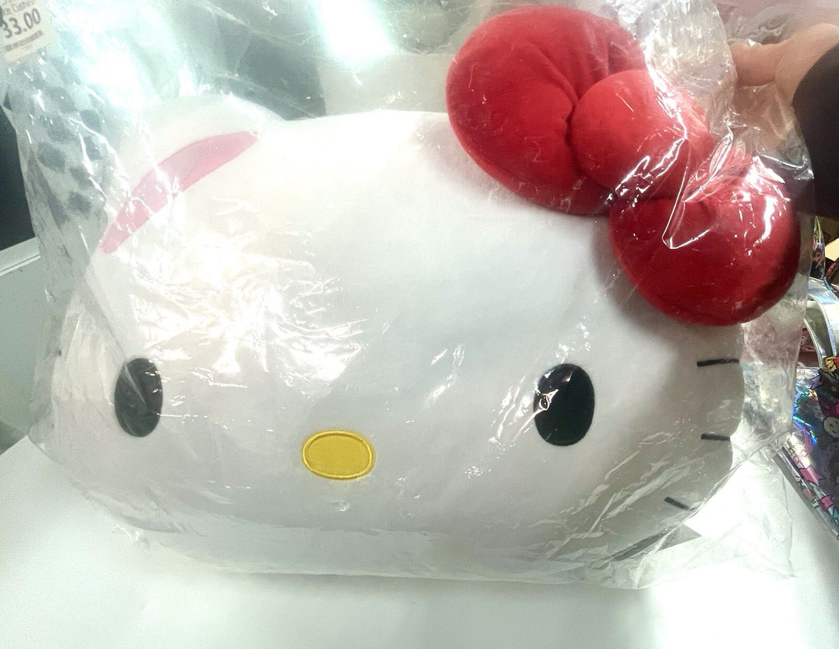 Sanrio Character Hello Kitty Face Cushion Plush Doll New With Tag / Sealed