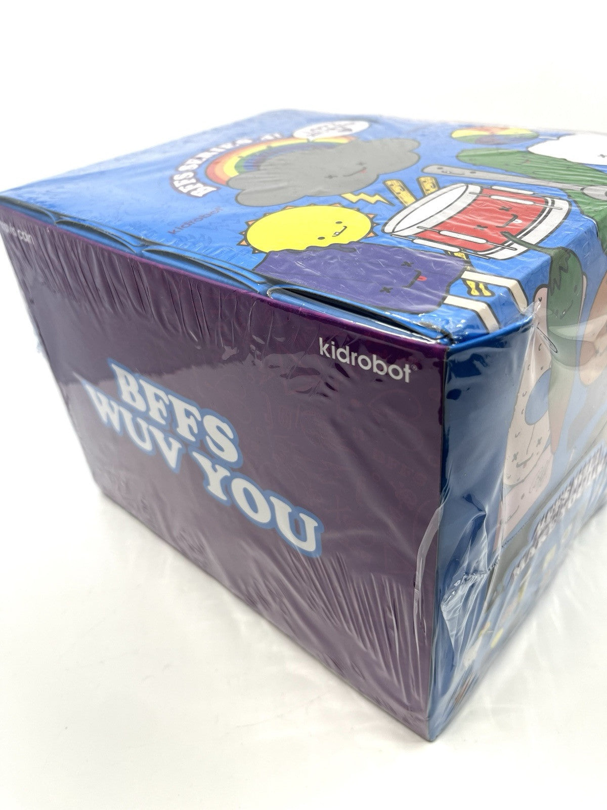 A CASE Of BFF SERIES(24) FULLSET DESIGNER VINYL3" KIDROBOT TRAVIS CAIN UNOPENED