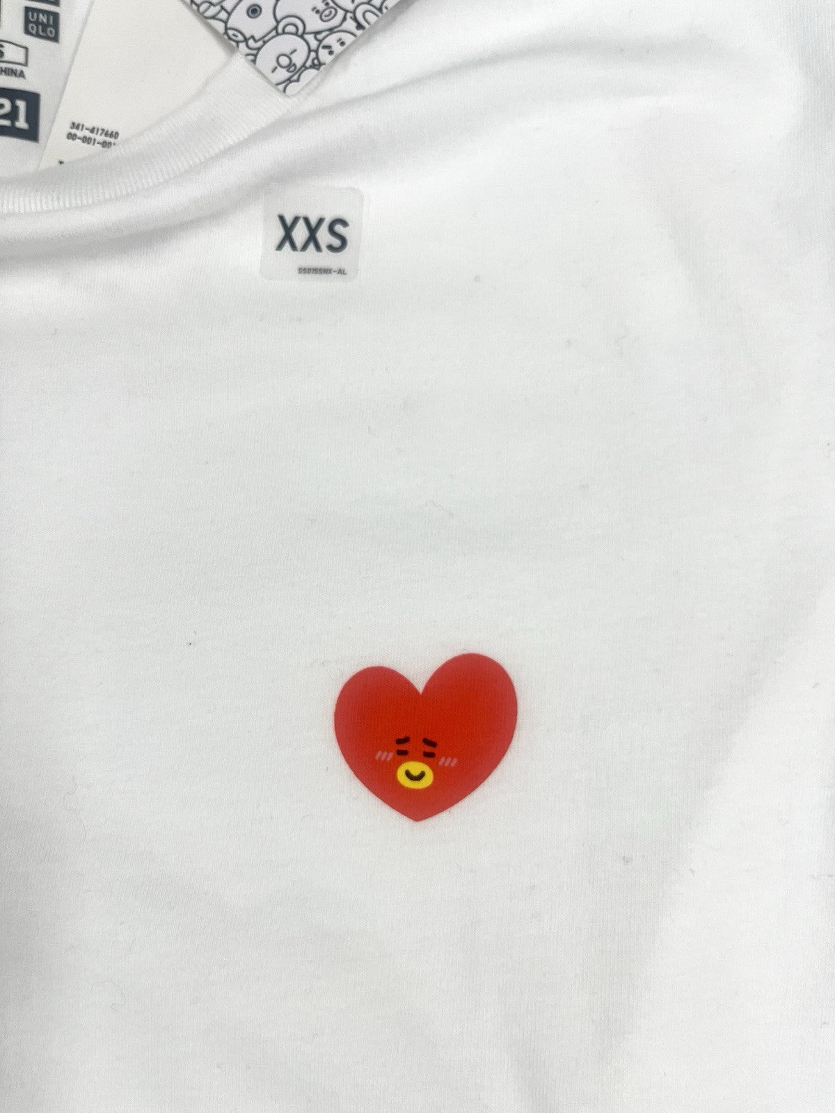 BT21 x Uniqlo UT  TATA Graphic Logo T-Shirt XXS BTS