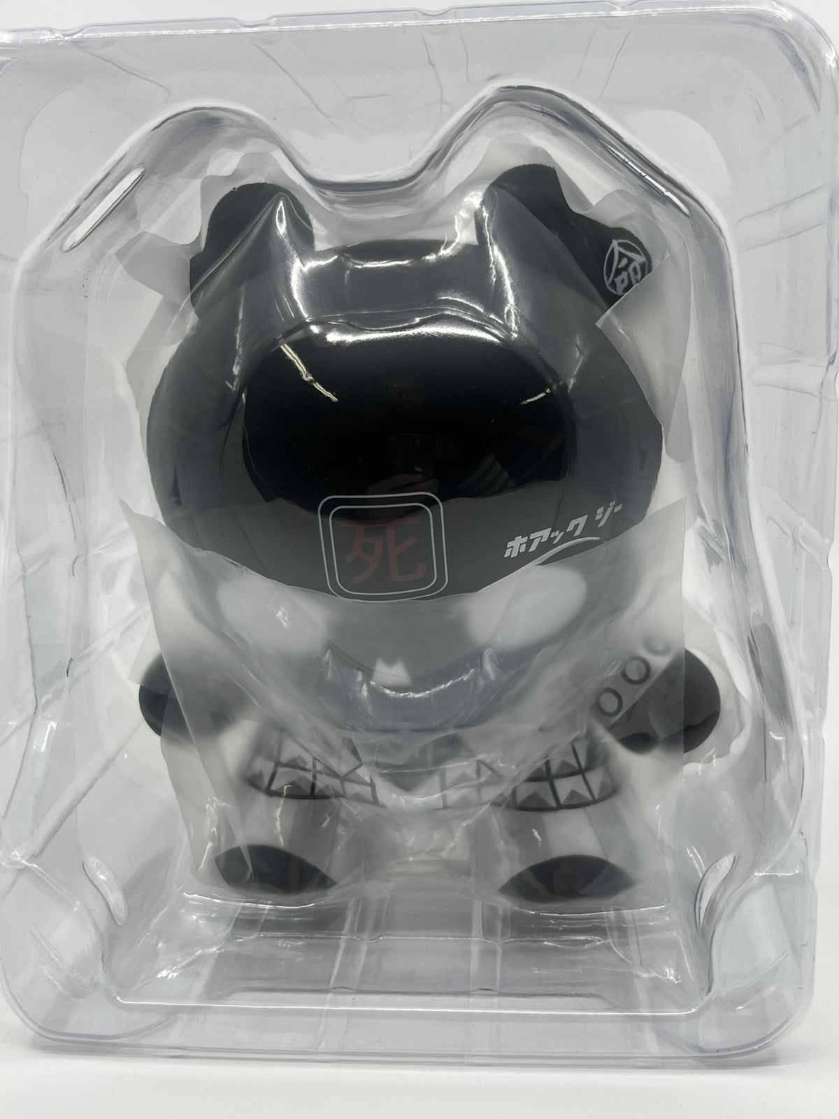 KIDROBOT DUNNY 8" HUCK GEE Skullhead BLACK 2014 300pcs BRAND NEW -vinyl